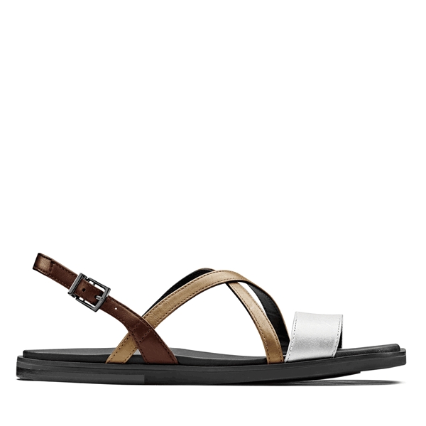 玩转新格调,盛夏逐梦之履——Clarks 邀您共度“仲夏之梦”